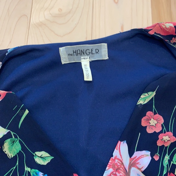 Floral long sleeve romper - Picture 2 of 3